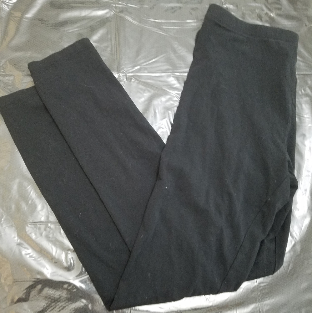 Black leggings